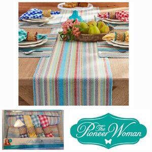 Pioneer Woman Chunky Stripe Table Linens Set 13 Pieces